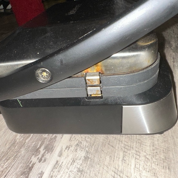 Cuisinart GR-300 Stainless Steel Countertop Indoor Electric Grill & Griddler - Picture 3 of 6